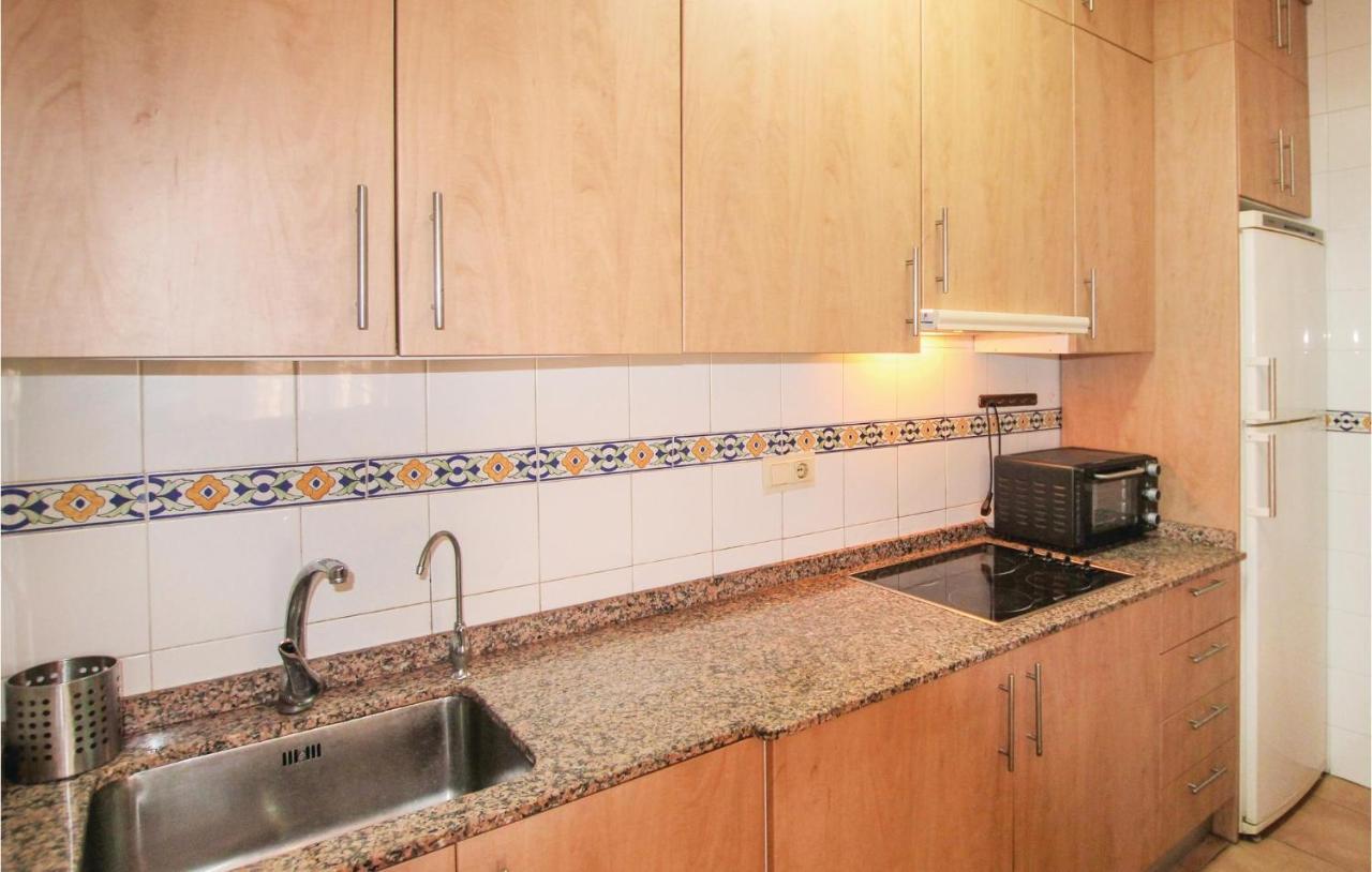 Lovely Home In Santa Pola With Kitchenette Zewnętrze zdjęcie
