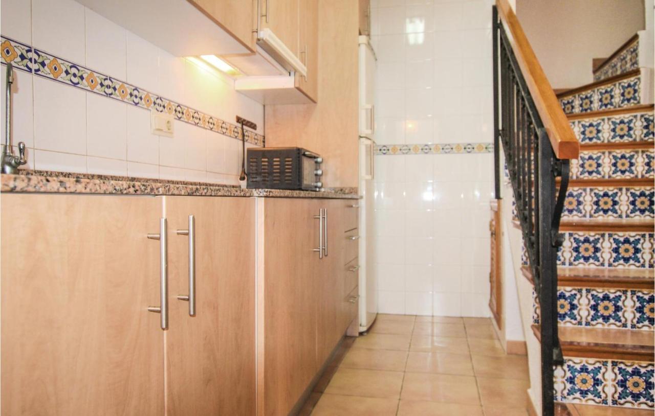 Lovely Home In Santa Pola With Kitchenette Zewnętrze zdjęcie